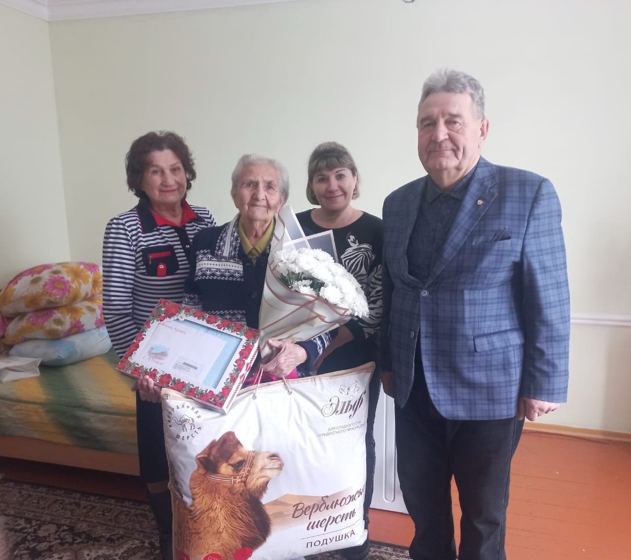 25 января 2025 года поздравили с 95-летием жительницу Новоомского поселения Горбунову Марию Гавриловну..